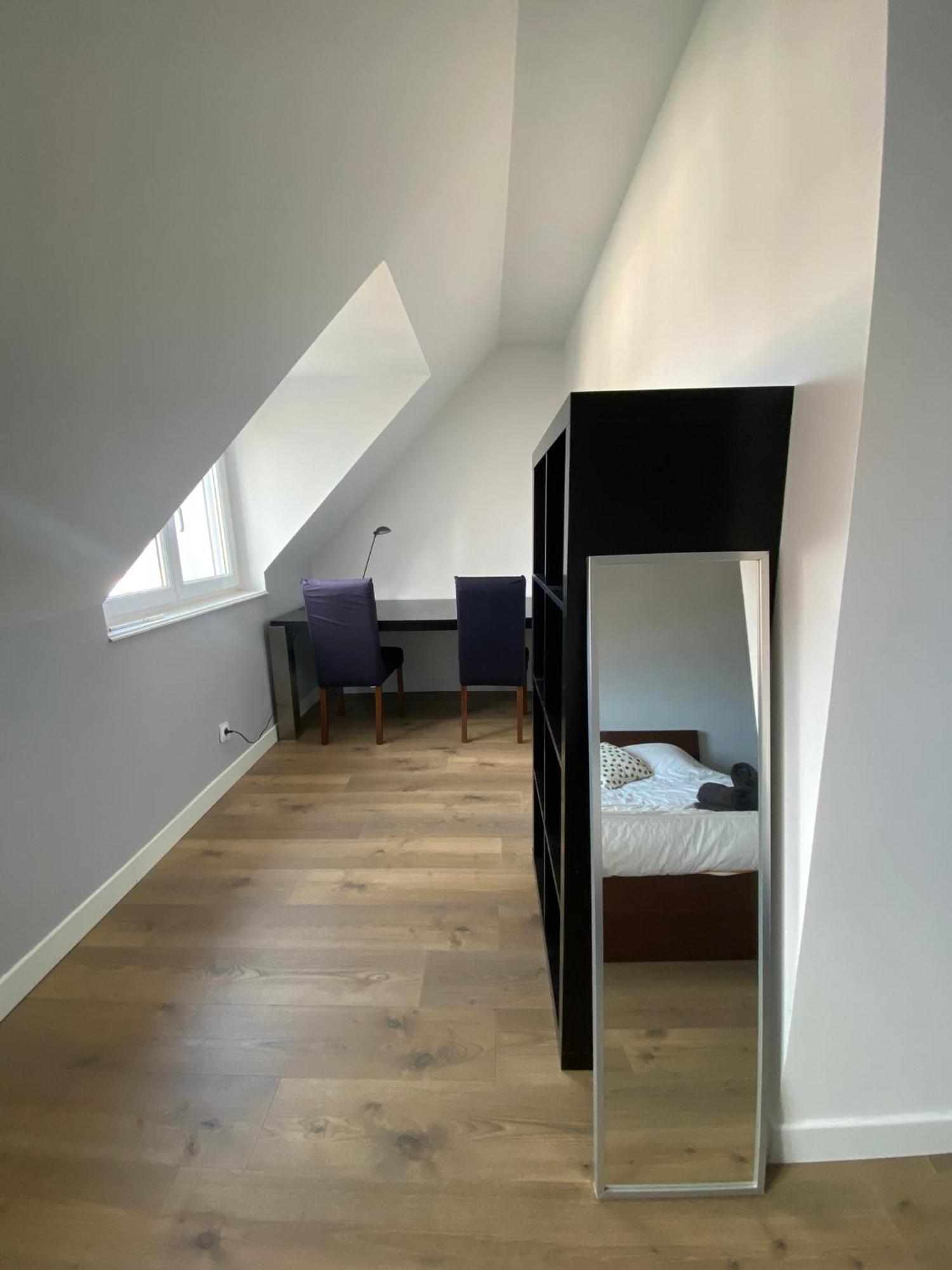 2 Chambres Hyper Centre Avec Place De Parking Et Wifi Amiens Exterior photo